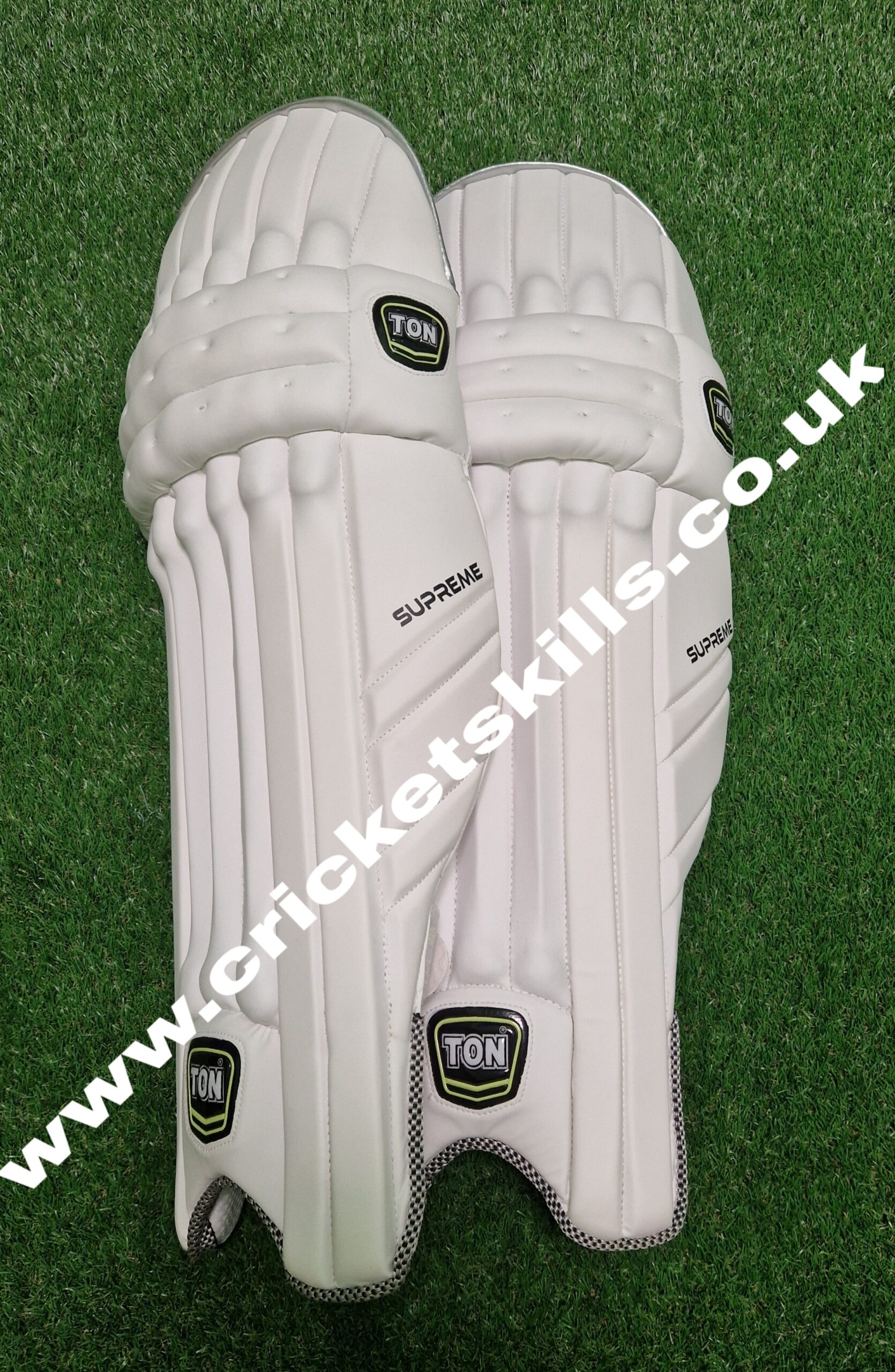 TON Supreme Batting Leg Guards for men Excellent Quality - Image 3
