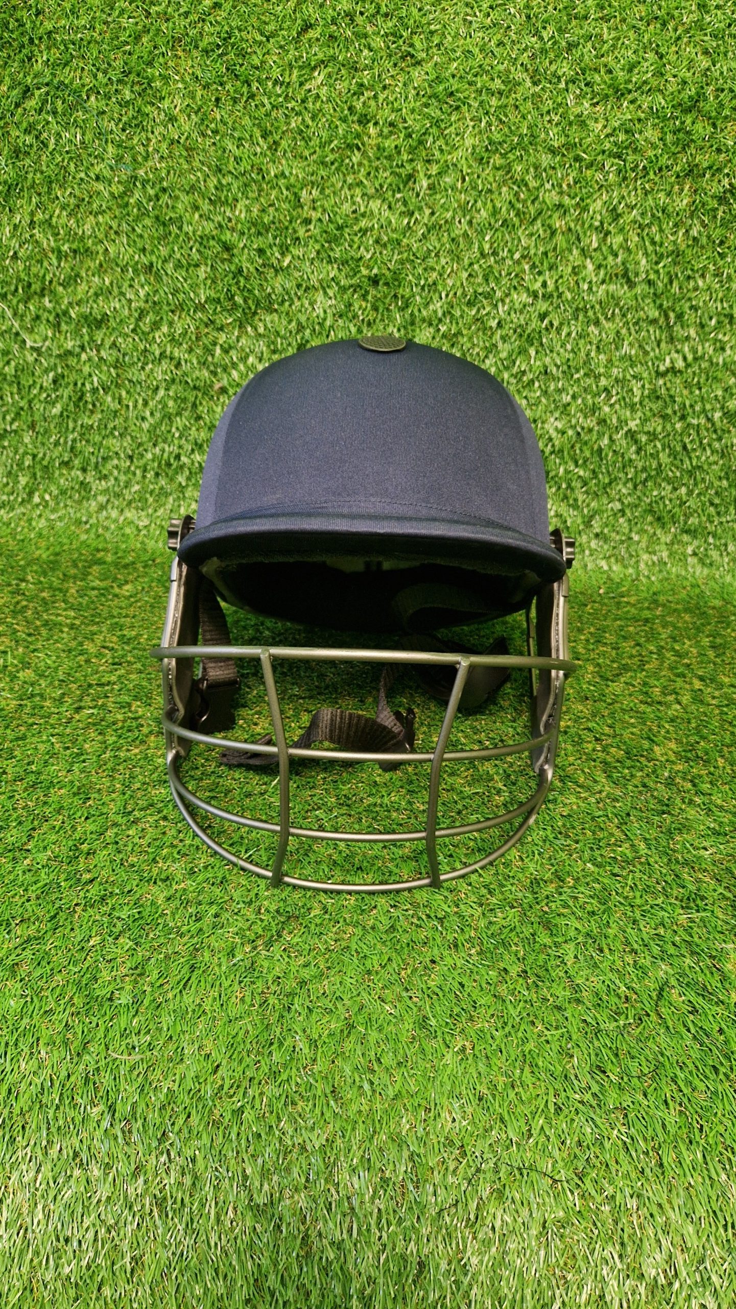 Ton Professional Cricket Helmet (Large)